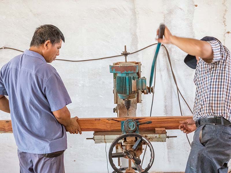 衡阳楼梯地板柜门的油漆修复-11