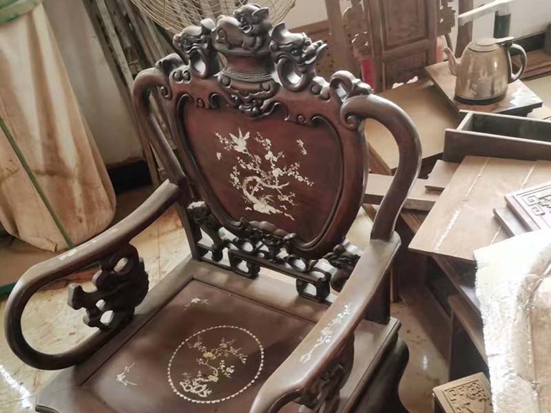 衡阳旧红木家具维修